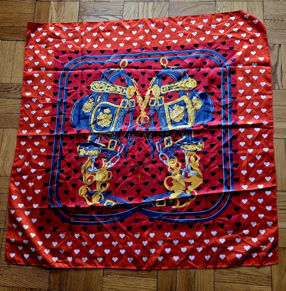 Nwot Unique Red Heart Chain Scarf/head Wrap